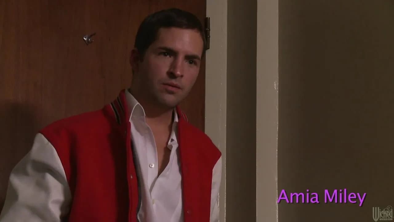 Amia Miley rocks my socks