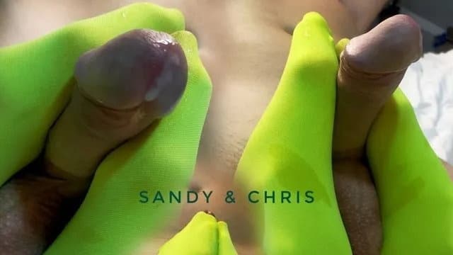 Cutie Girl in Yellow Nylon Pantyhose Gave a Great Footjob!